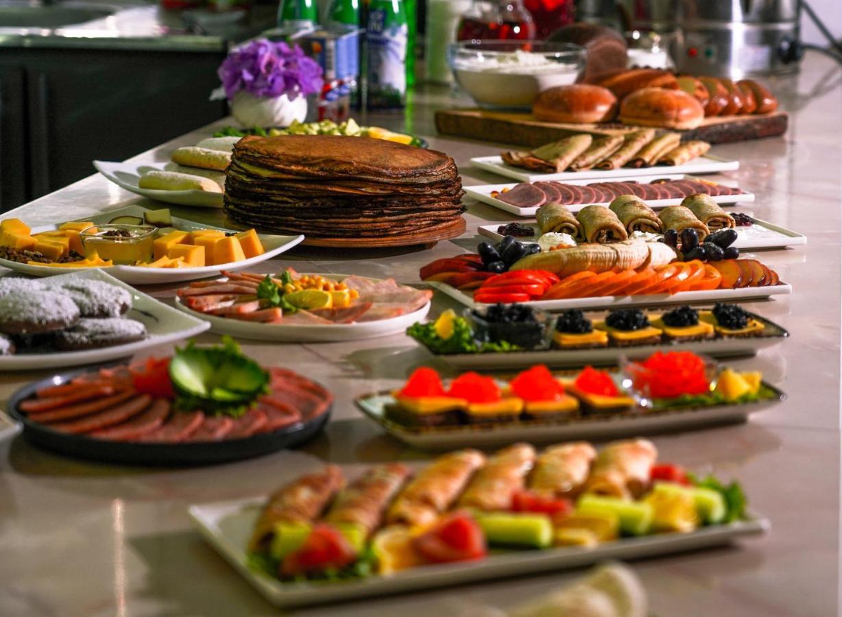 Garden Plaza Hotel Navoi Kültér fotó