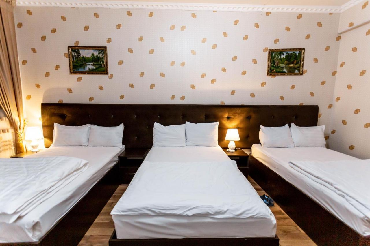 Garden Plaza Hotel Navoi Kültér fotó