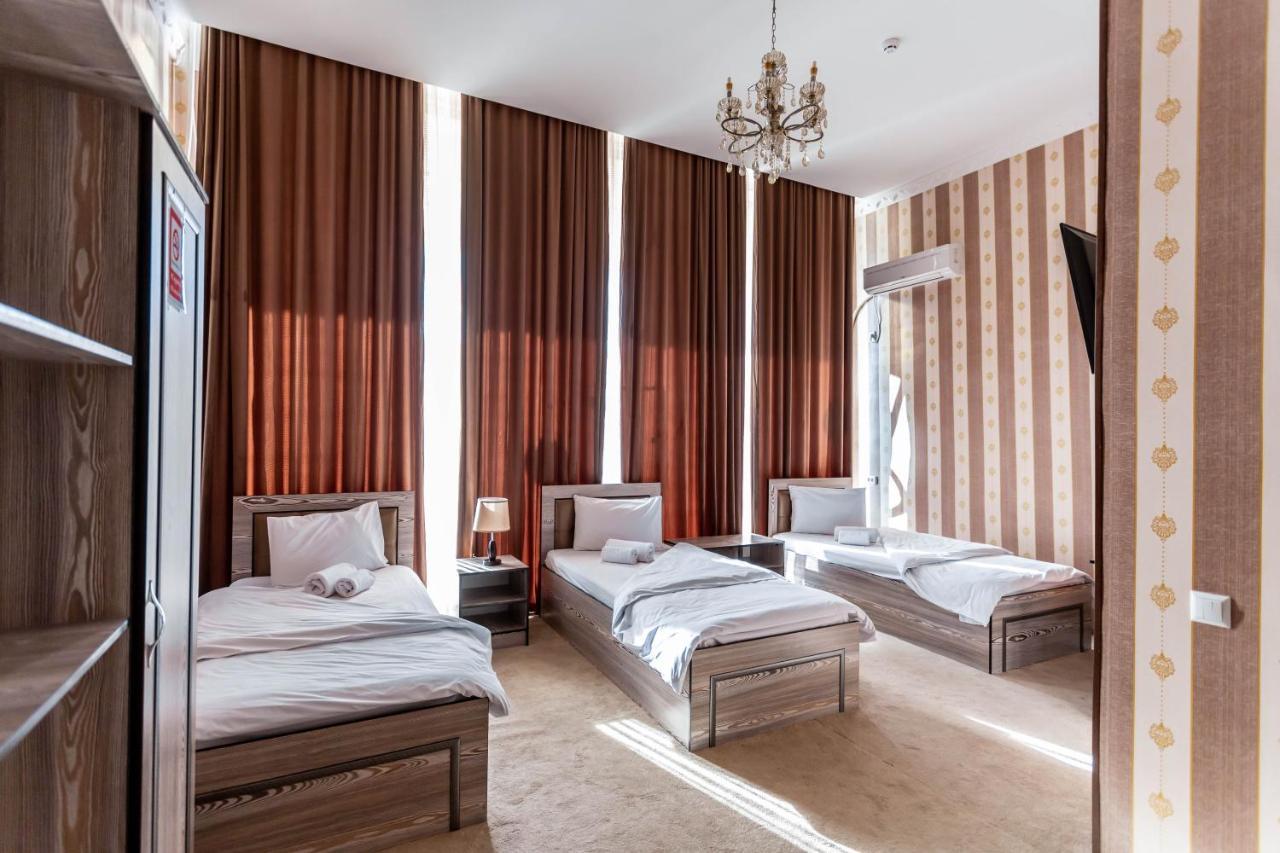 Garden Plaza Hotel Navoi Kültér fotó