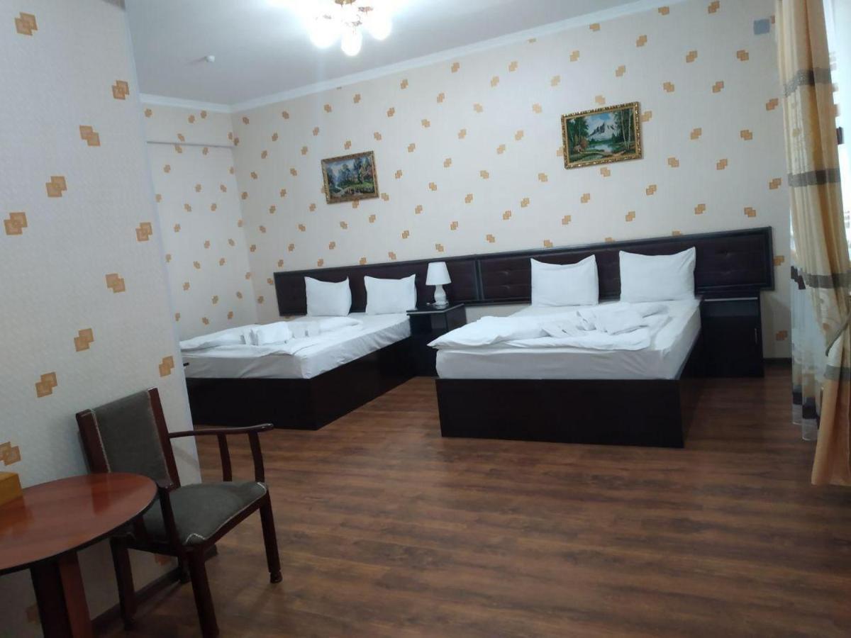 Garden Plaza Hotel Navoi Kültér fotó